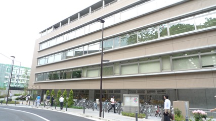 渋谷区立中央図書館